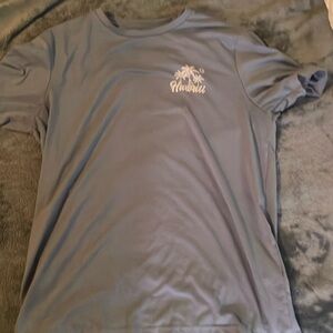 Men’s small t-shirt